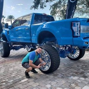 Meet your Posher, Eddie